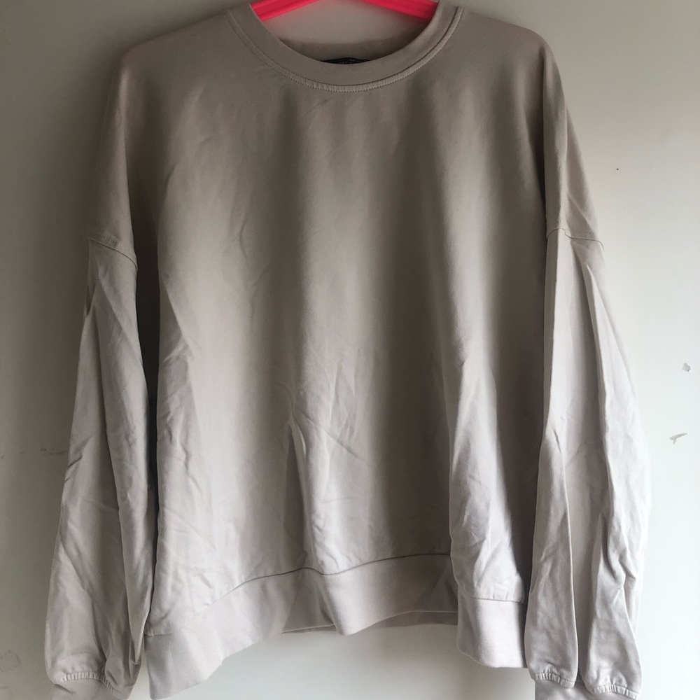 cream sweater from Oysho.